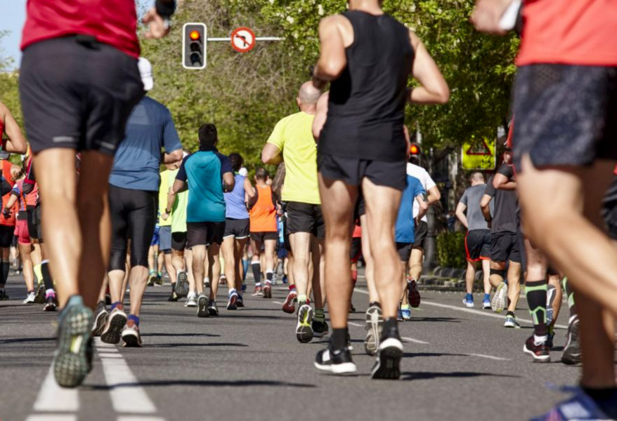 Cómo Romper la Barrera de las 4 Horas en el Maratón: Consejos de Entrenadores y Corredores Experimentados