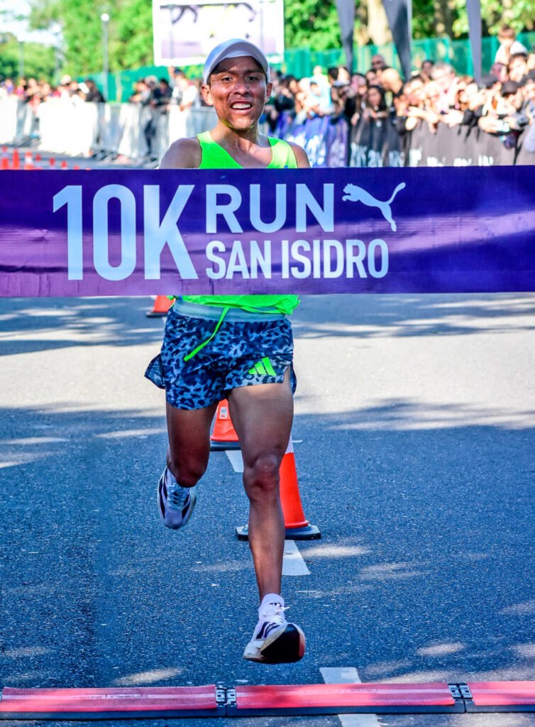 Héctor Garibay, el Rey del 10K de San Isidro: Un Triunfo Histórico para Sudamérica 1 Héctor Garibay