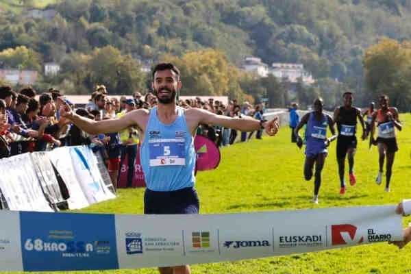 llegada Santiago Catrofe Gana el Cross Internacional de San Sebastián