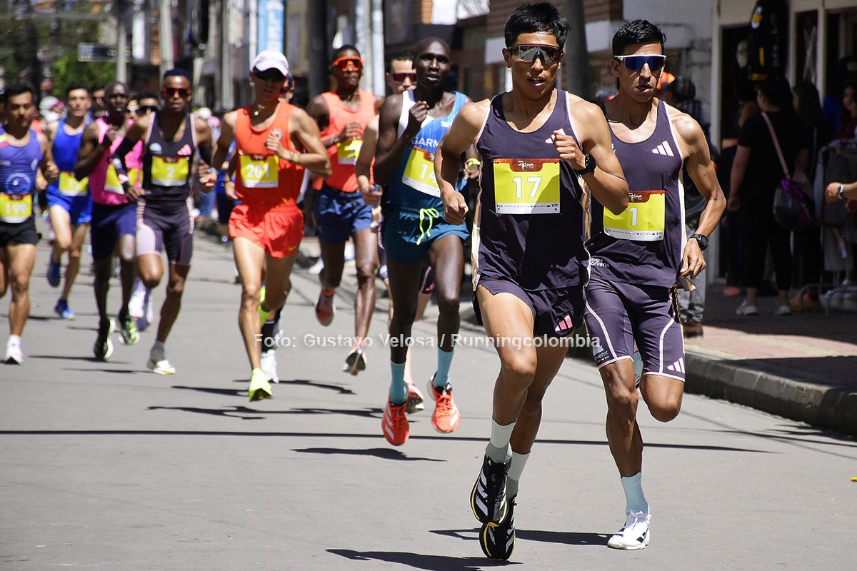René Champi impuso un ritmo fuerte desde el comienzo de la carrera.

