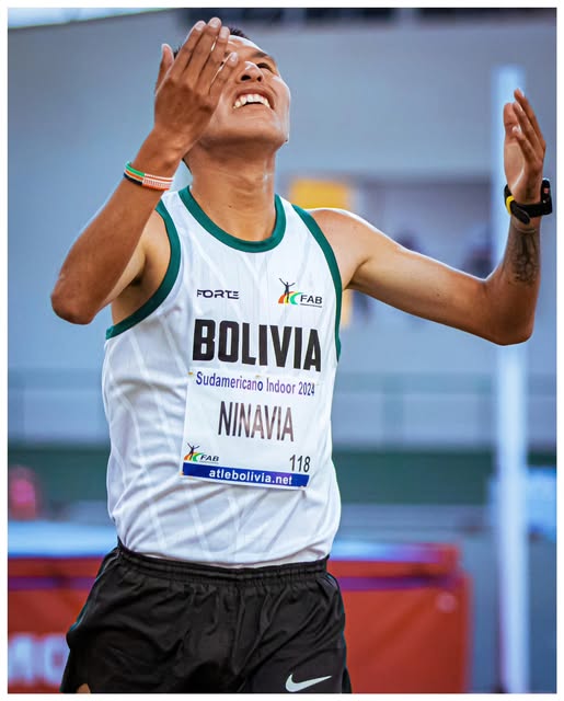 Ninavia brilla con doble triunfo en Naci Indoor de Bolivia