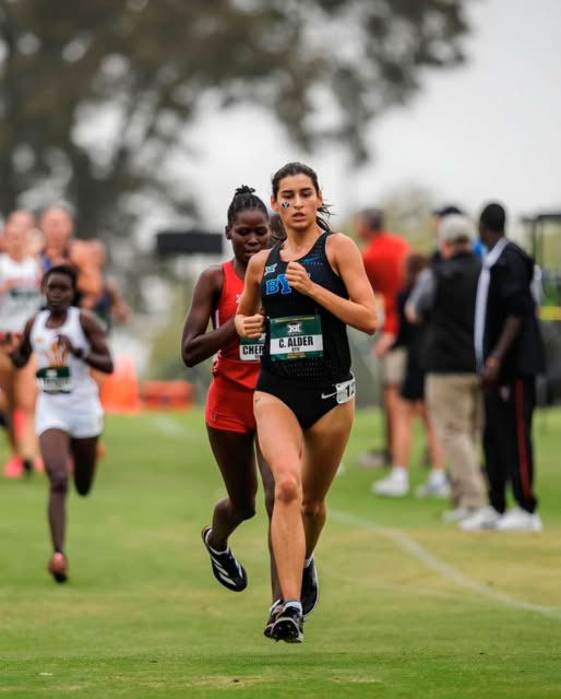 Carmen Alder rompe récord sudamericano de la milla indoor