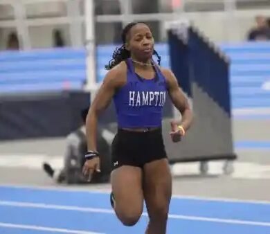 Brianna Charles hace historia en 200m indoor en EE.UU.