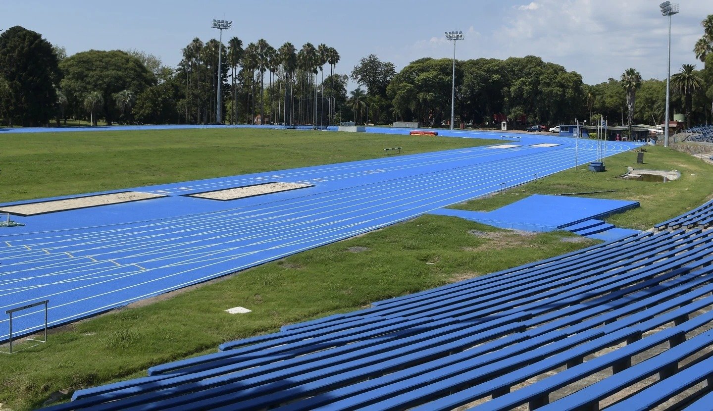 Uruguay renueva su pista de atletismo y apuesta al futuro