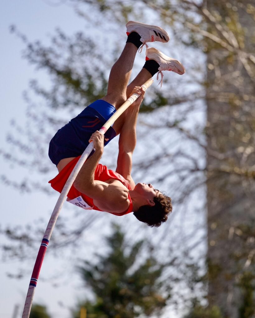 Chile celebra sus primeros oros con Ivana Gallardo e Ignacio Velásquez 3 ConSudAtle Noticias del Atletismo Sudamericano