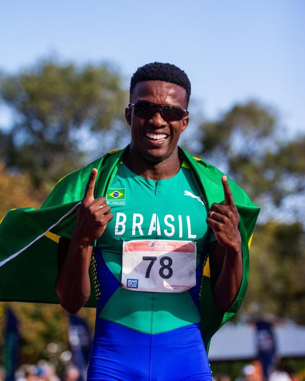 Felipe Bardi vuela y gana el oro con récord en los 100m