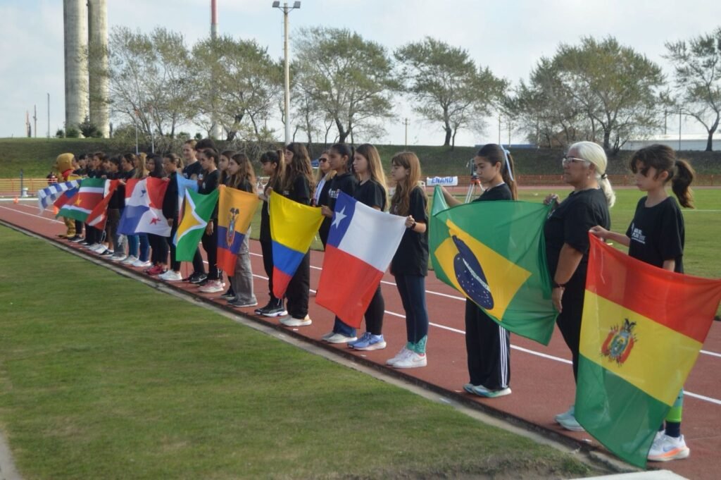 Emotiva inauguración oficial del LIV Sudamericano de Atletismo 4 ConSudAtle Noticias del Atletismo Sudamericano