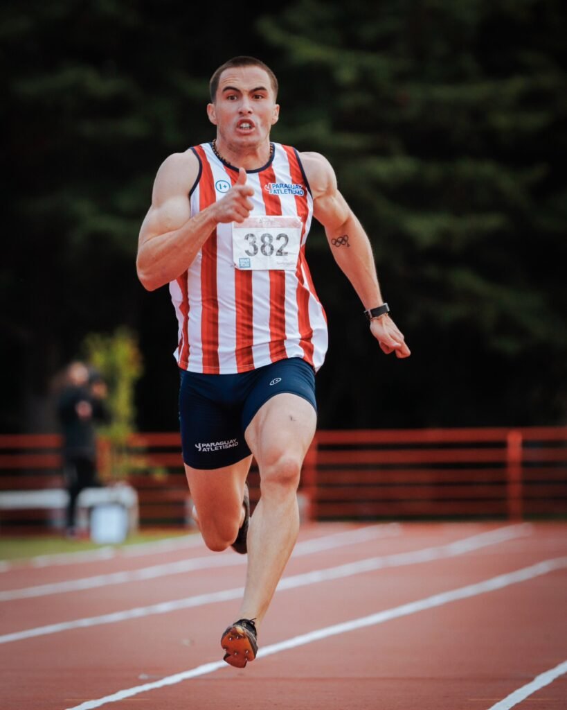 César Almirón hace historia: primer velocista paraguayo campeón sudamericano 1 César Almirón hace historia: primer velocista paraguayo campeón sudamericano