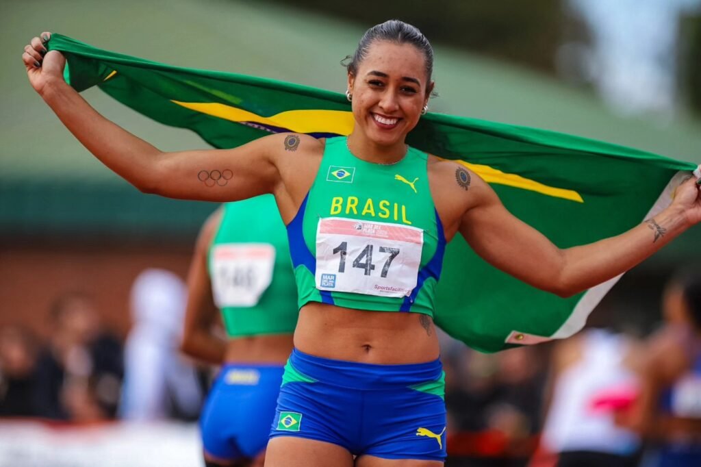 Ketiley Batista se corona campeona sudamericana en los 100 metros con vallas