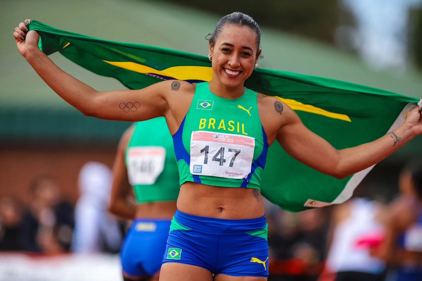 Ketiley Batista se corona campeona sudamericana en los 100 metros con vallas