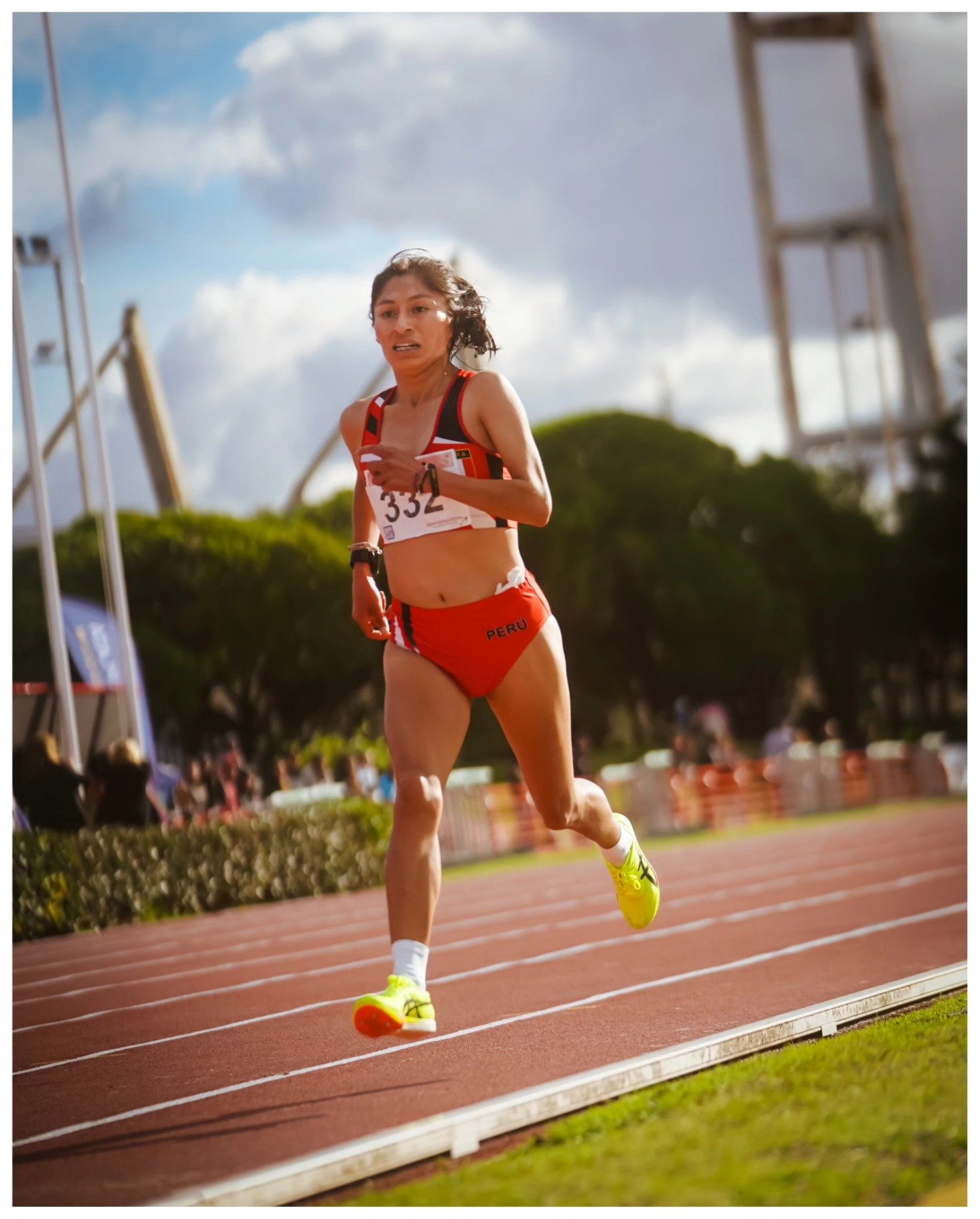 Sheyla Eulogio conquista el oro en los 5000 metros femeninos en Mar del Plata
