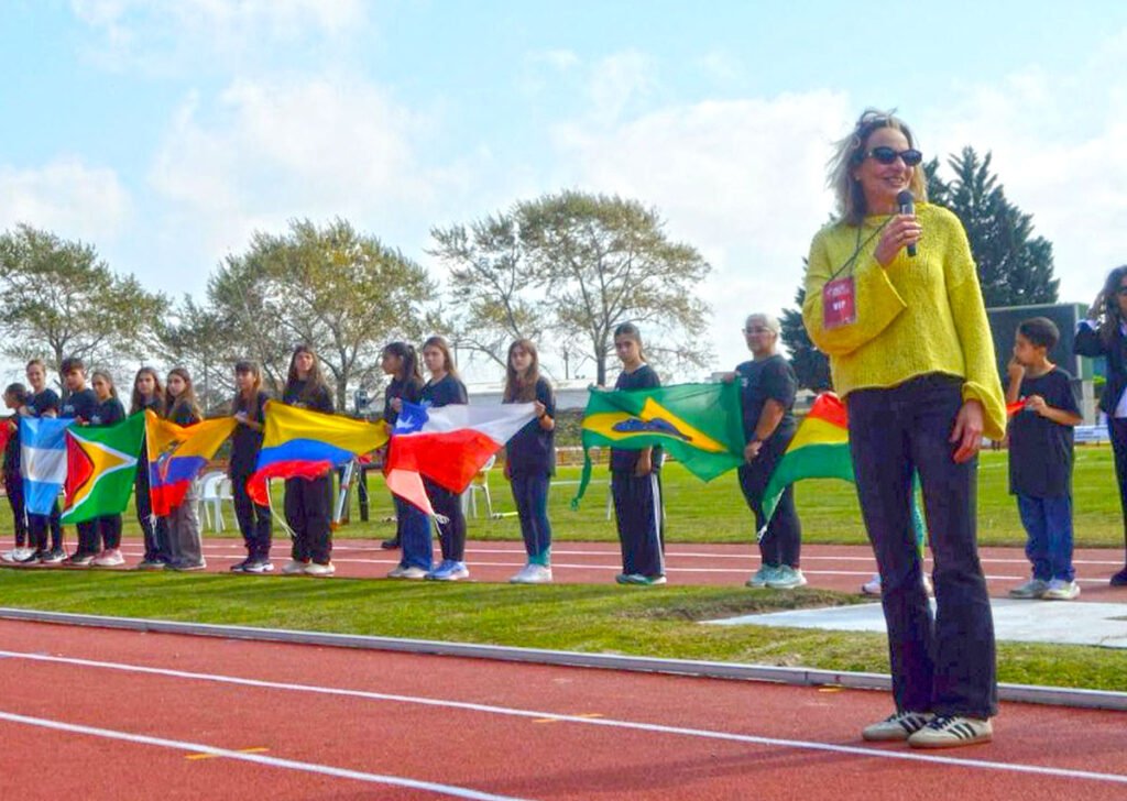 Emotiva inauguración oficial del LIV Sudamericano de Atletismo 1 Emotiva inauguración oficial del LIV Sudamericano de Atletismo