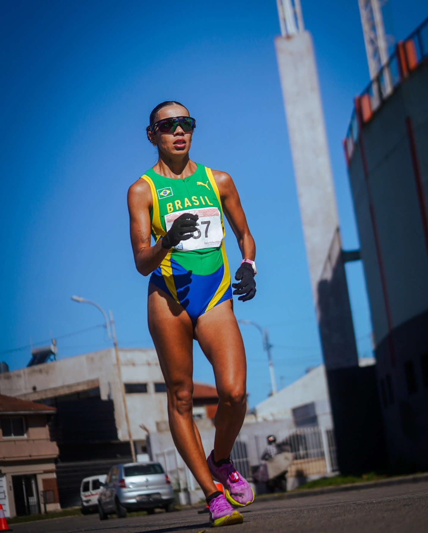 Viviane Santana Lyra conquista el oro en los 20 km de marcha en Mar del Plata