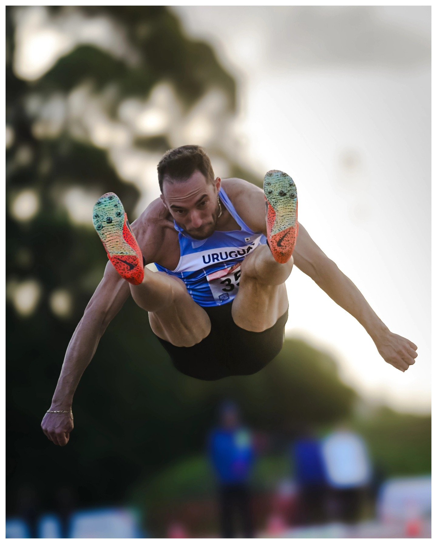 Emiliano Lasa conquista su cuarto título sudamericano en salto en largo