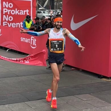 Carlos Díaz conquista Santiago: una victoria inolvidable