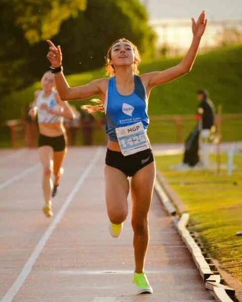 Irene Pernía deslumbra en el Nacional U18 de Argentina y Brandy Romero rompe récord uruguayo