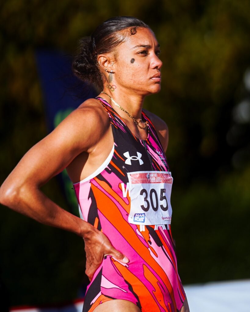 Gianna Woodruff triunfa en Varsovia y suma su quinta marca sub-55 del año
