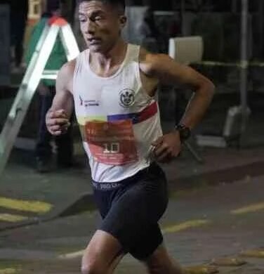 Tonato y Toaquiza dominan el Nacional 21K de Ecuador