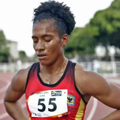 Martha Valeria Araujo rompe su récord sudamericano con 6.475 puntos