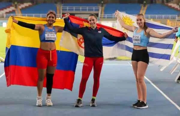 Triunfo Épico de Barrios y Rotundo en NCAA de EE.UU. 2 Triunfo Épico de Barrios y Rotundo en NCAA de EE.UU.