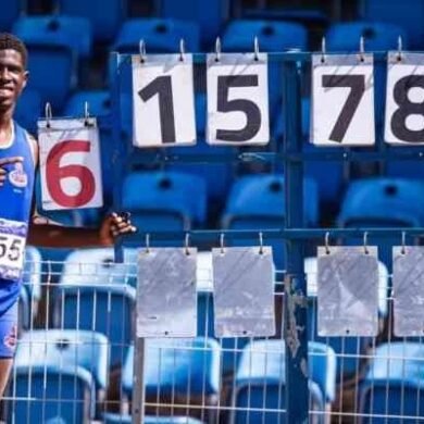 Alexander Cordeiro rompe récord y lidera el ranking mundial U18 en triple salto