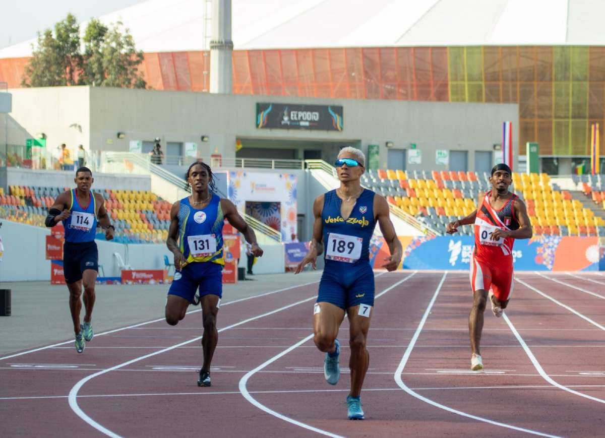 Venezuela firmó el 1-2 en los 400 metros y Colombia agregó otros cinco títulos