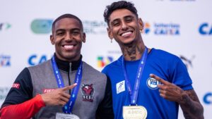 La velocidad masculina muestra su fuerza para las disputas indoor en Cochabamba