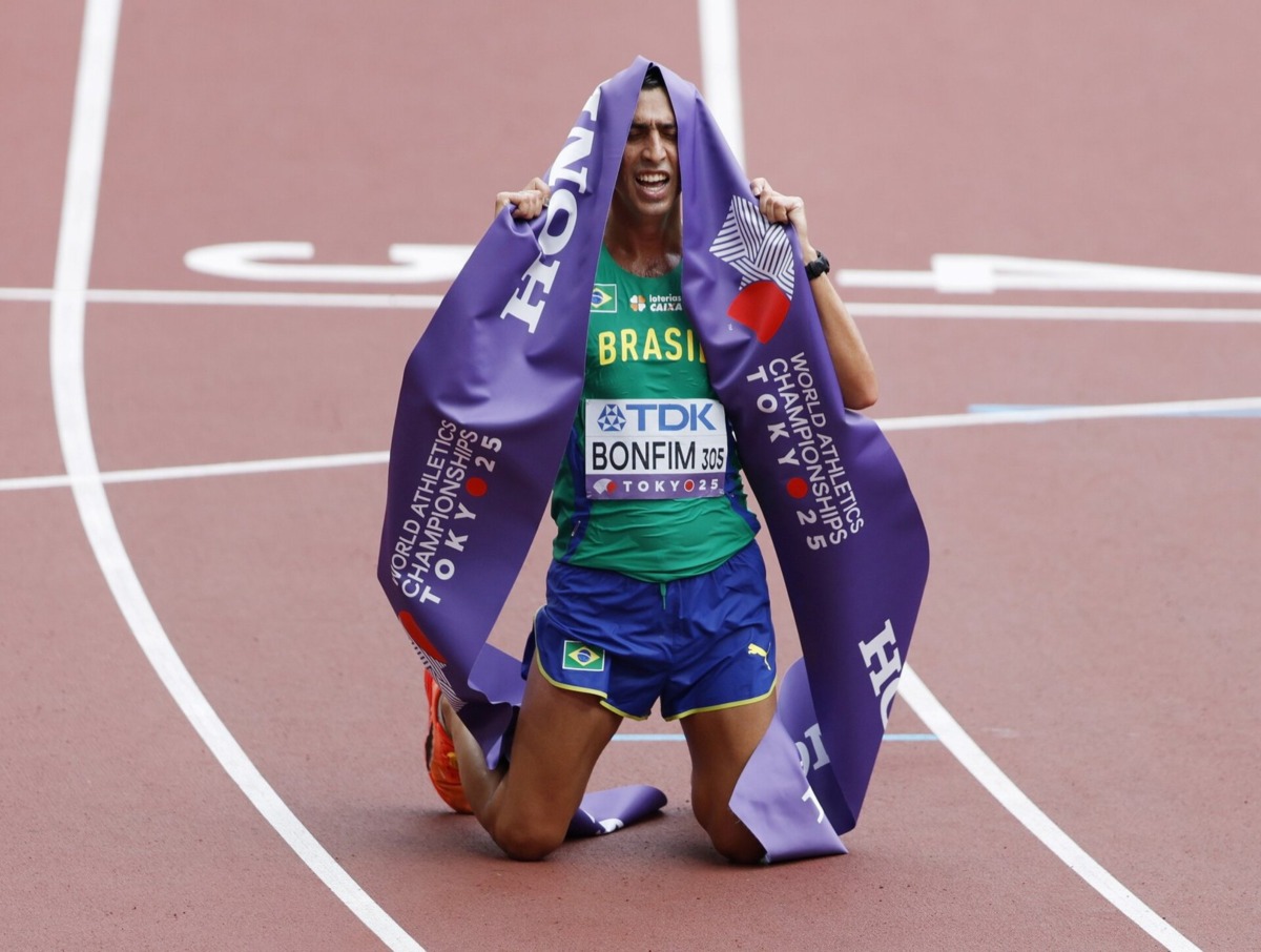 Caio Bonfim hace historia en Kobe con 1:21:44 en medio maratón