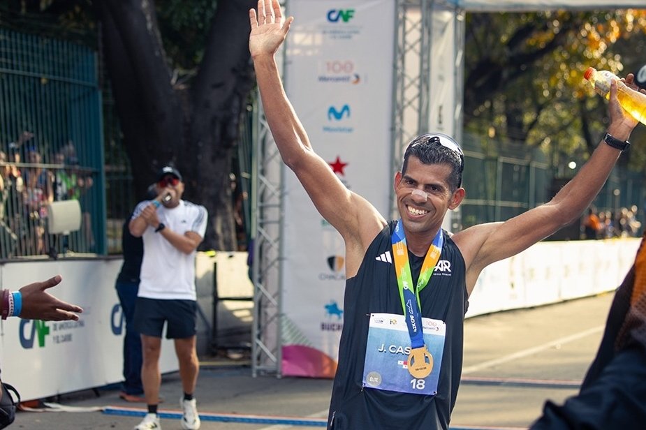 Castelblanco y Ortiz ganaron el Maratón Internacional CAF de Caracas
