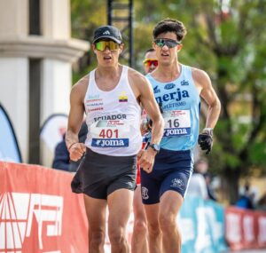 David Hurtado fijó el récord sudamericano en el maratón de marcha