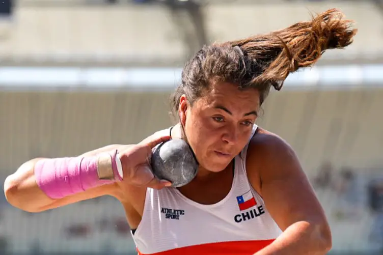 Ivana Gallardo y Guillermo Correa brillan en meeting en Santiago