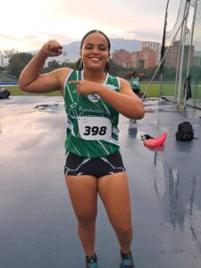 Carriazo y Román ganan los 100 m en el Nacional u18 de Colombia