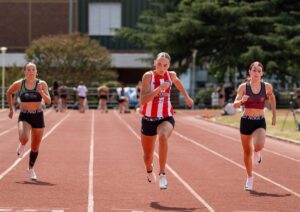 Francisco Ferreccio y Olivia Conesa brillan en el Rubén Coderch