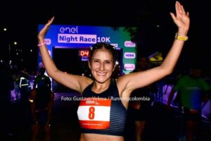 Leidy Lozano e Iván González ganan la Night Run 10K en Bogotá 2025