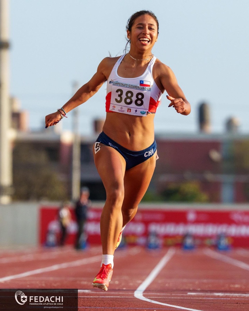 Martín Sáenz e Ivana Gallardo brillan en San Carlos de Apoquindo