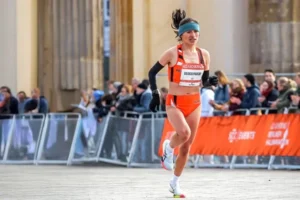 Sheyla Eulogio bate récord peruano en medio maratón de Berlin