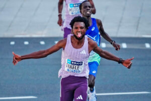 Maratón de Tokio 2026: Takele repitió triunfo y Kosgei hizo récord