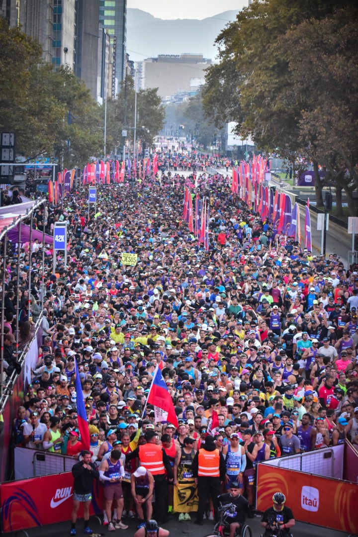 Dominio africano en el maratón de Santiago con triunfo de Cornelius Kibiwott Chepkok