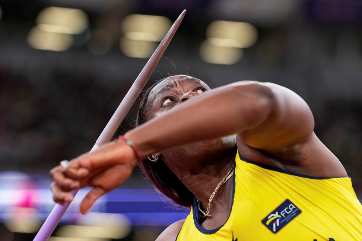 Flor Ruiz vuelve al atletismo con 61.76 metros en lanzamiento de jabalina