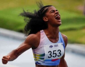 Gabriela Suárez brilla en el torneo JoMeaker Classic en Texas con 23.16 en 200 m