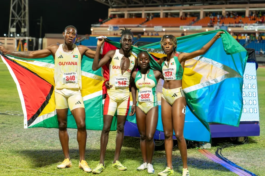 Guyana consigue tercer oro y récord sudamericano u20 en posta mixta en Carifta
