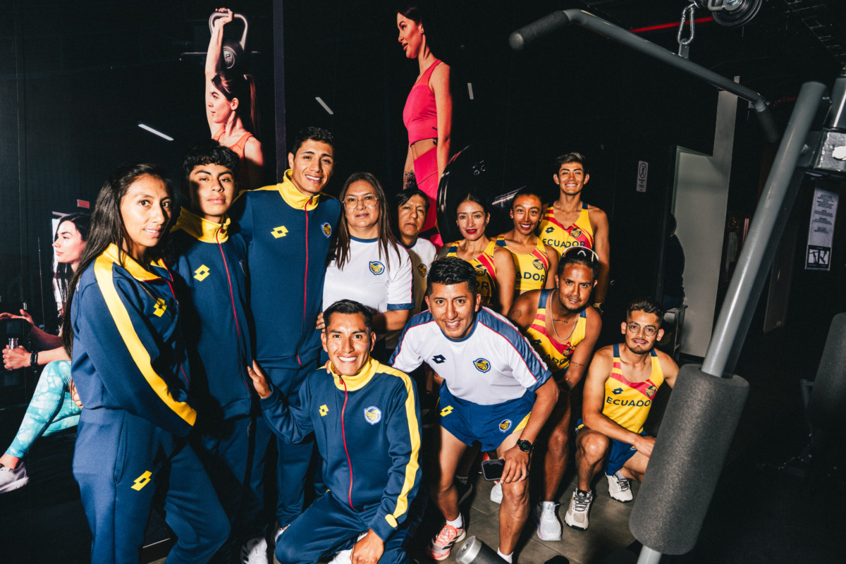 Ecuador presenta nueva imagen y uniformes para atletismo con KAO Sport