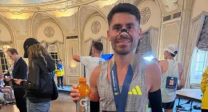 Matías Silva destaca como el mejor chileno y latinoamericano en la Maratón de Boston 2026