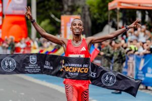 Rodrigue Kwizera estuvo cerca de bajar de 26 minutos en 10 km