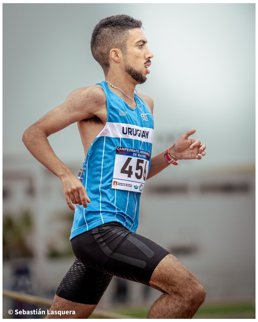 Valentín Soca gana oro en 10.000 metros en Campeonato Iberoamericano en Lima